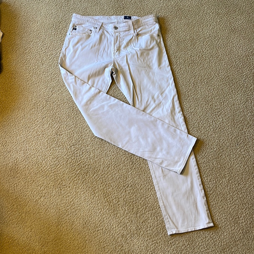 Mens Ag 33x32 Khakis